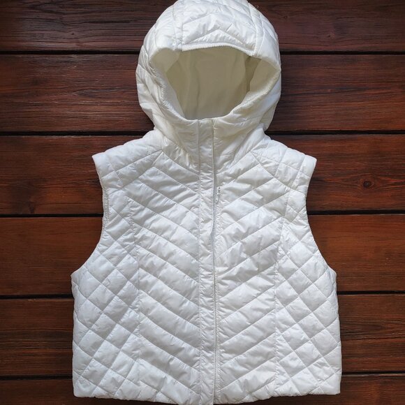 Lululemon Cropped Puffer Vest with Hood Size 10 White Snaps Hidden Zippers - Picture 2 of 13
